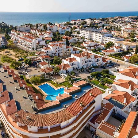 אלבופיירה Santa Eulalia 2-Bedroom Apartment - Swimming Pool - Wifi מראה חיצוני תמונה