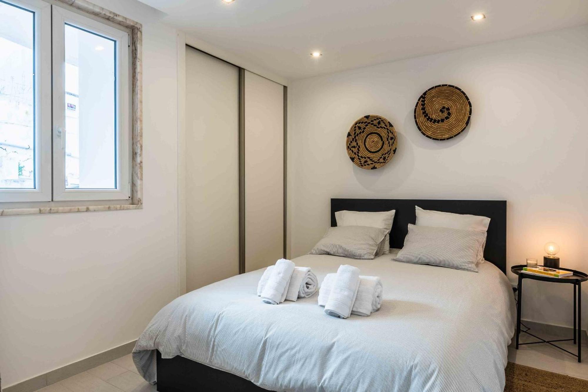 אלבופיירה Santa Eulalia 2-Bedroom Apartment - Swimming Pool - Wifi מראה חיצוני תמונה